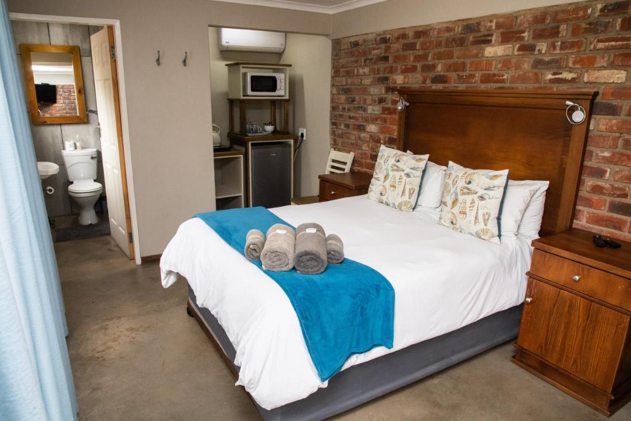Opstal Guestfarm Hotel Potchefstroom Ngoại thất bức ảnh
