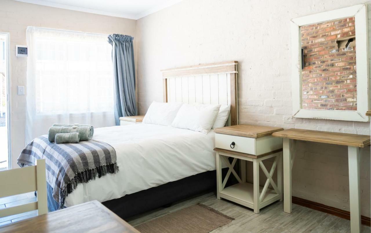 Opstal Guestfarm Hotel Potchefstroom Ngoại thất bức ảnh