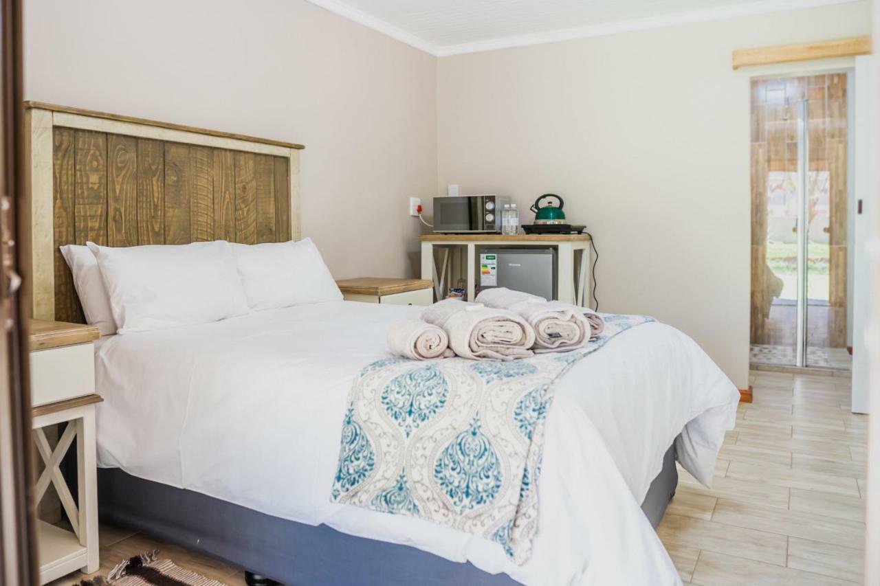Opstal Guestfarm Hotel Potchefstroom Ngoại thất bức ảnh