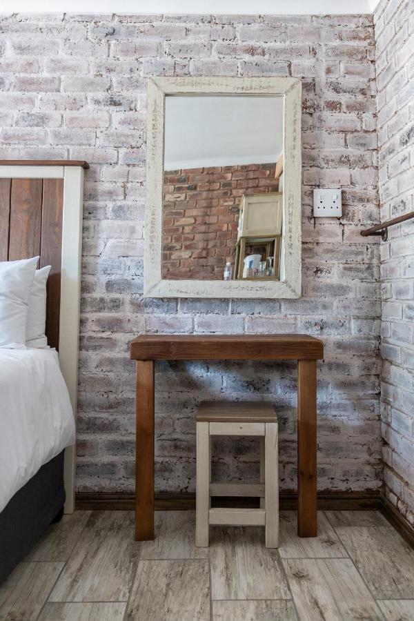 Opstal Guestfarm Hotel Potchefstroom Ngoại thất bức ảnh