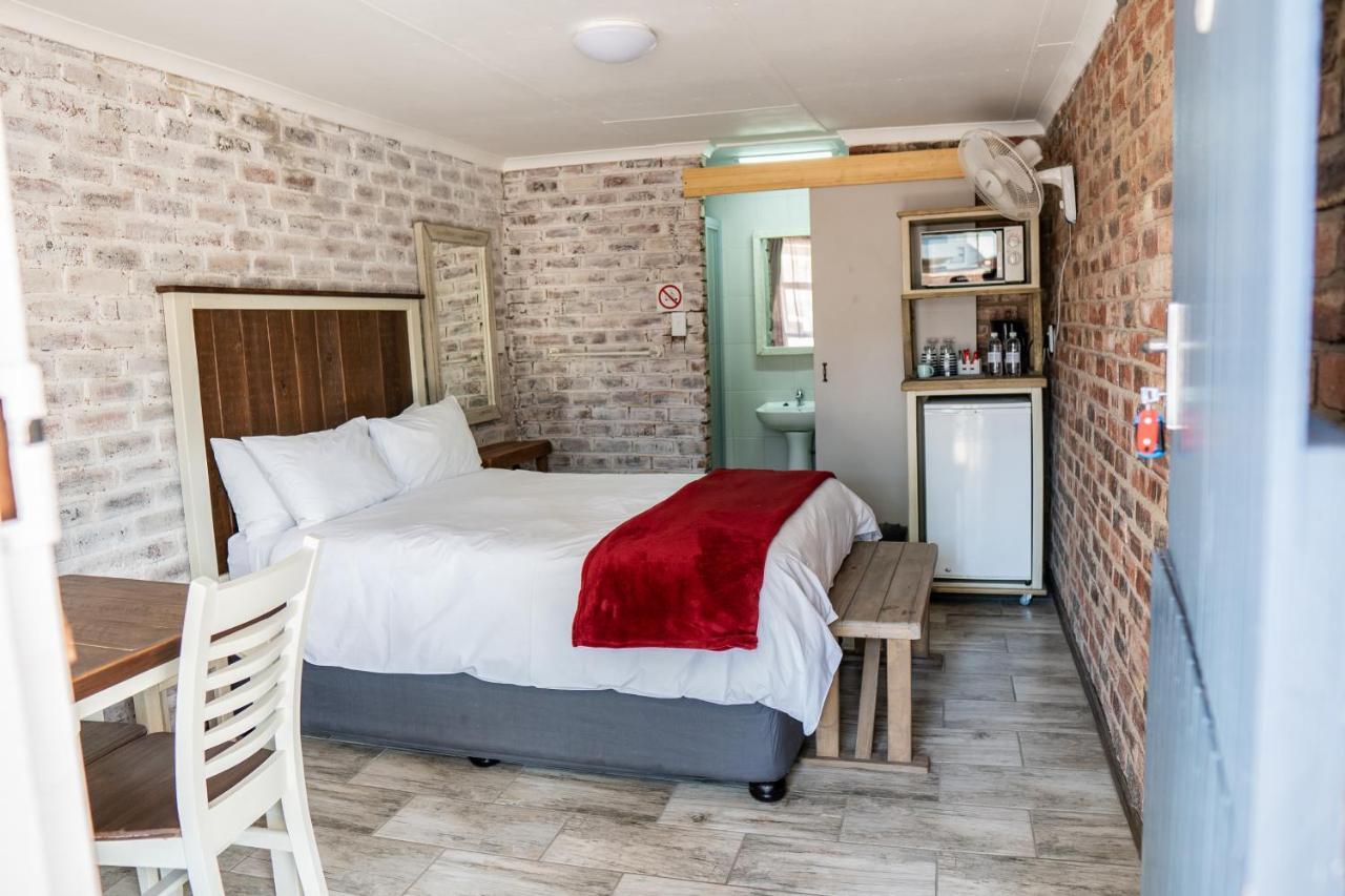 Opstal Guestfarm Hotel Potchefstroom Ngoại thất bức ảnh